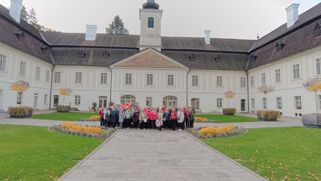 Výlet dôchodcov 2025 - Svätý Anton a Banská Štiavnica Výlet dôchodcov 2025 - Svätý Anton a Banská Štiavnica Výlet dôchodcov 2025 - Svätý Anton a Banská Štiavnica Výlet dôchodcov 2025 - Svätý Anton a Banská Štiavnica