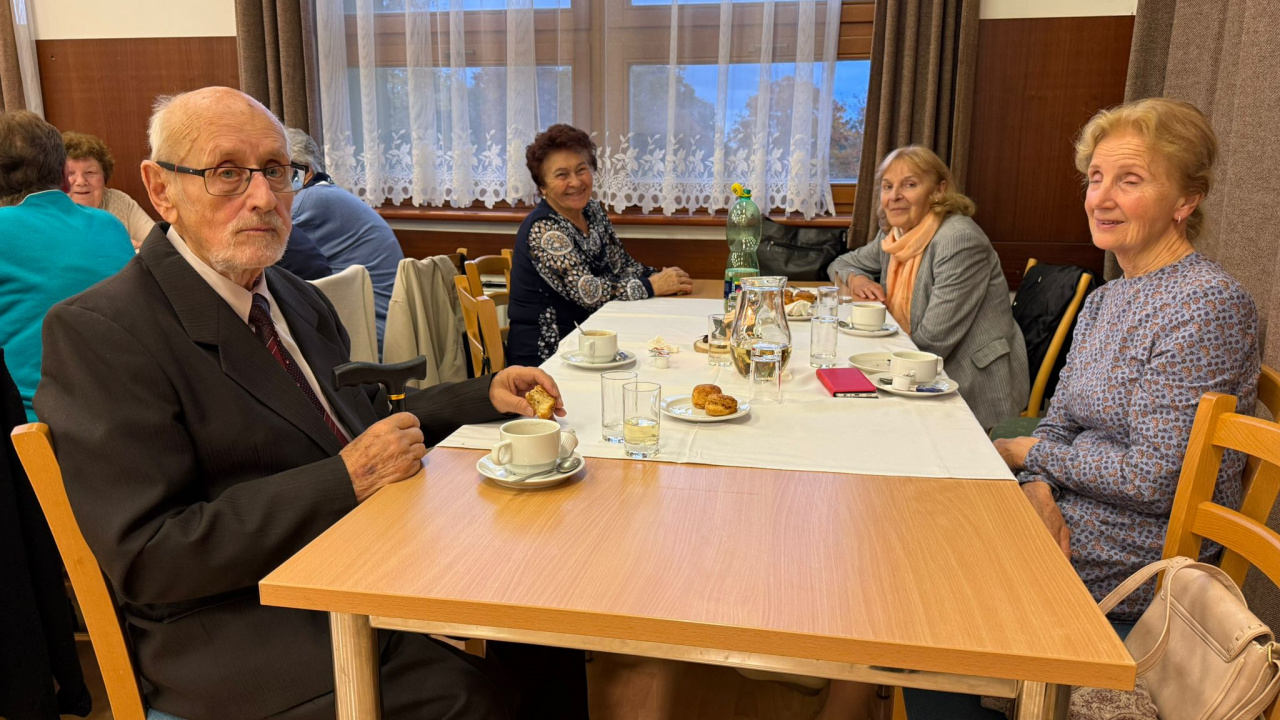 Október - mesiac úcty k starším 2025 Október - mesiac úcty k starším 2025